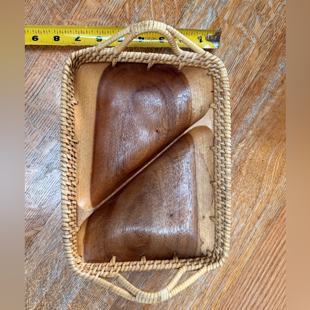Sold- Vintage divided wood Tray - Picture 3 of 8